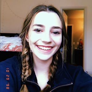 Meet your Posher, Emma